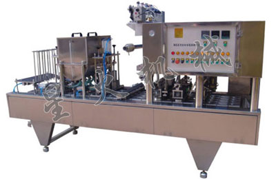 全自動灌裝封口機