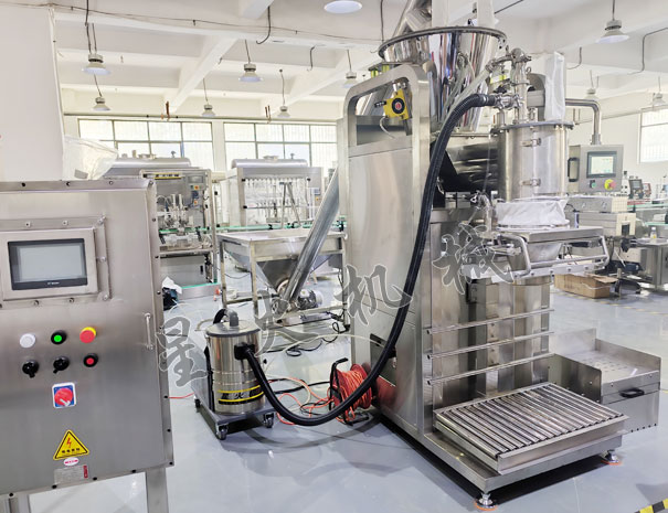 25公斤全脂乳粉自動稱重包裝機(jī)實(shí)拍圖